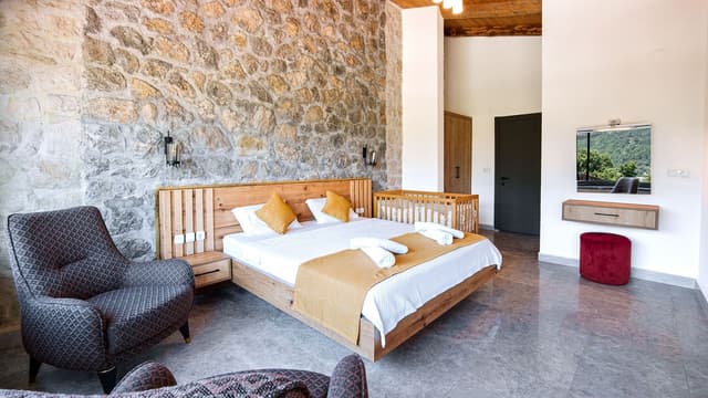 Coral Reef Boutique Hotel